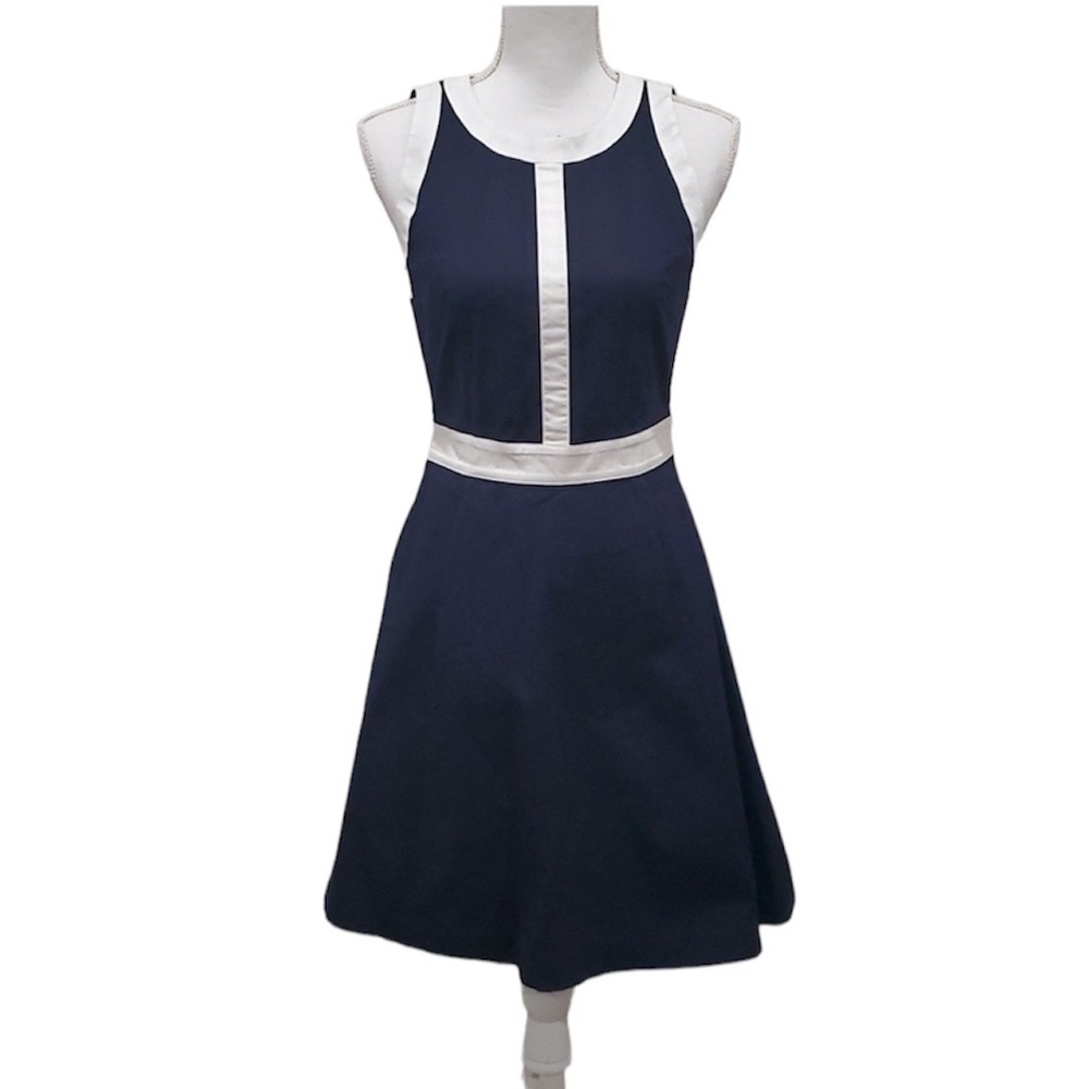 BANANA REPUBLIC Fit and Flare Dress Navy Blue & White Sleeveless Classic…